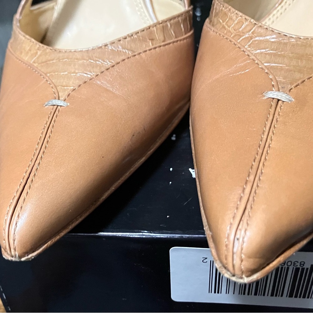 Tahari womens slingback pumps size 8 - Picture 4 of 5